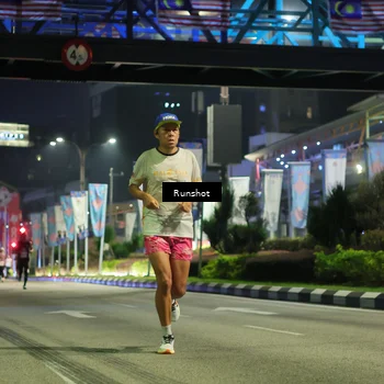 Runner Photo 4962666