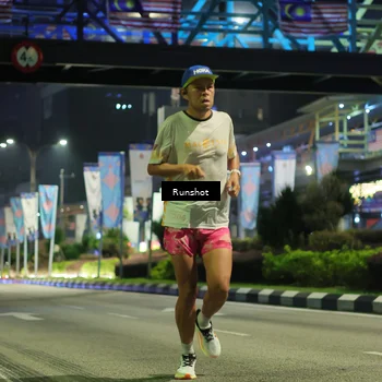 Runner Photo 4962678