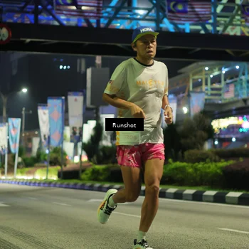 Runner Photo 4962680