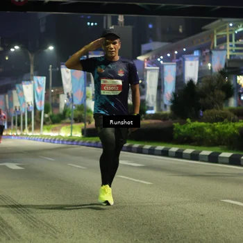 Runner Photo 4962769