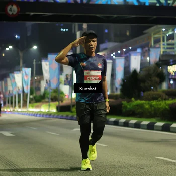 Runner Photo 4962773