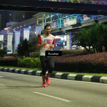 Runner Photo 4962845