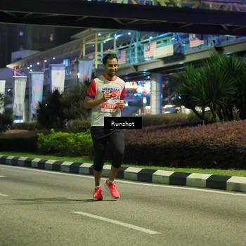 Runner Photo 4962848