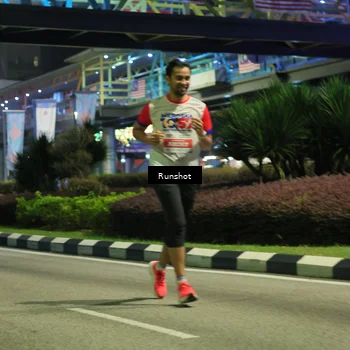 Runner Photo 4962855