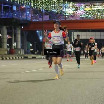 Runner Photo 4962873
