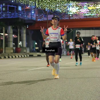 Runner Photo 4962896