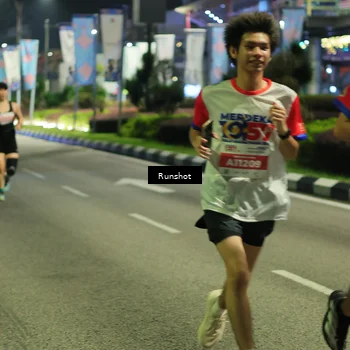 Runner Photo 4962903