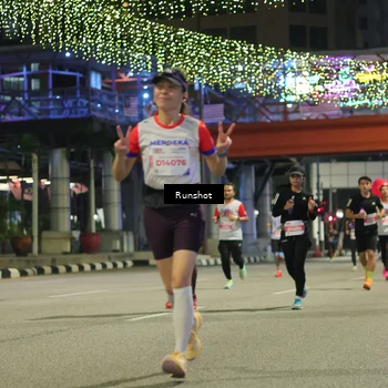 Runner Photo 4962977