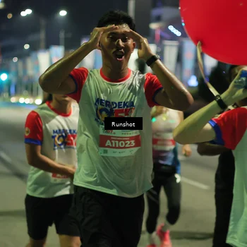 Runner Photo 4963087