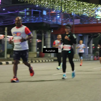 Runner Photo 4963129