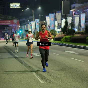 Runner Photo 4963323