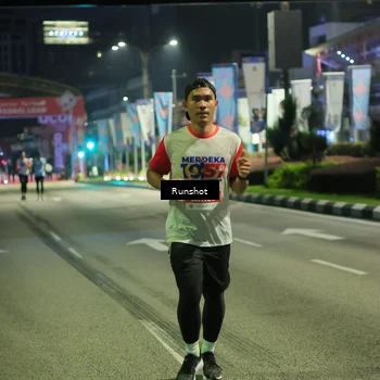 Runner Photo 4963417