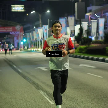 Runner Photo 4963423