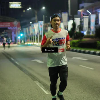 Runner Photo 4963424