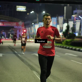 Runner Photo 4963521