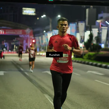 Runner Photo 4963522