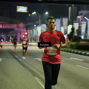 Runner Photo 4963524