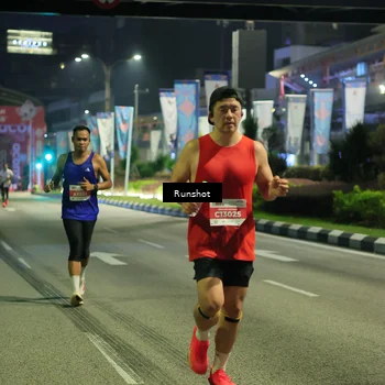 Runner Photo 4963593
