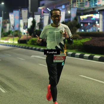 Runner Photo 4963643