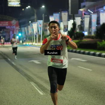 Runner Photo 4963717