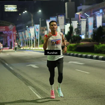 Runner Photo 4963744