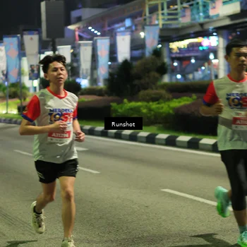 Runner Photo 4963807
