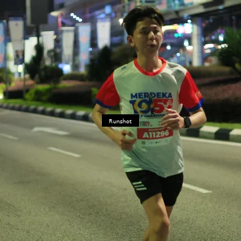 Runner Photo 4963827