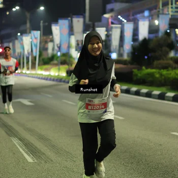 Runner Photo 4963864
