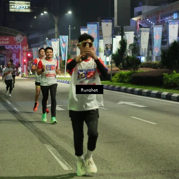 Runner Photo 4963887