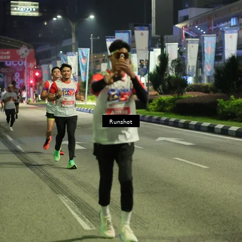 Runner Photo 4963888