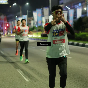 Runner Photo 4963899
