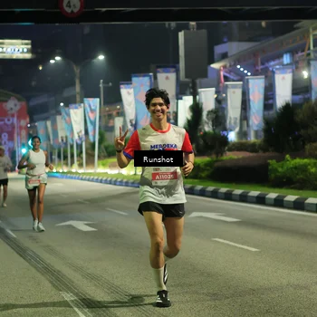Runner Photo 4963967