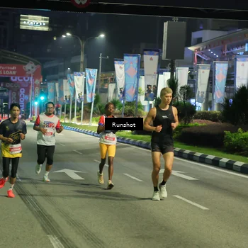 Runner Photo 4964100