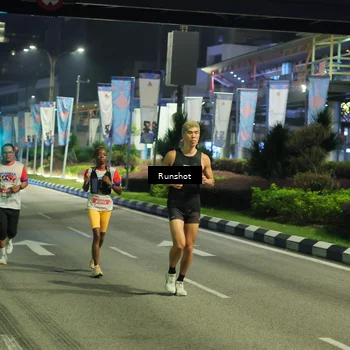 Runner Photo 4964107