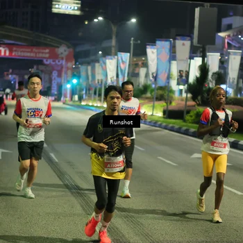 Runner Photo 4964136