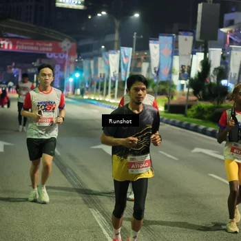 Runner Photo 4964141