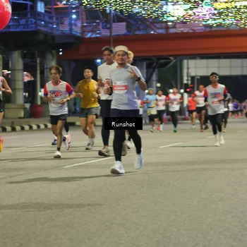 Runner Photo 4964188