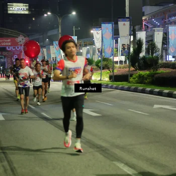 Runner Photo 4964299