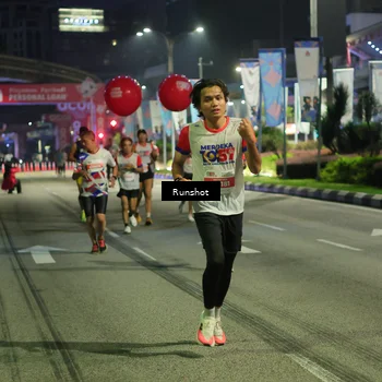 Runner Photo 4964302