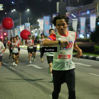 Runner Photo 4964311