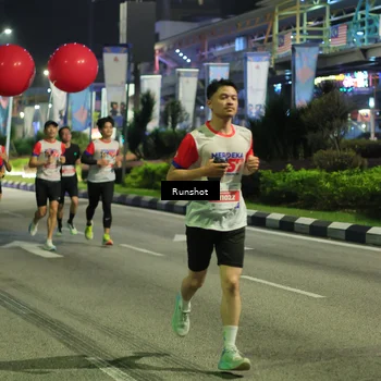 Runner Photo 4964315