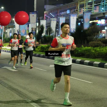 Runner Photo 4964317