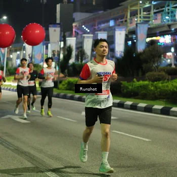Runner Photo 4964327