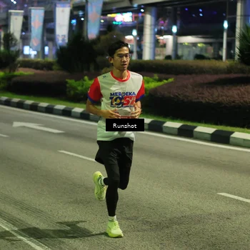 Runner Photo 4964399
