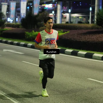 Runner Photo 4964401