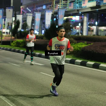 Runner Photo 4964408