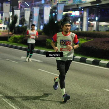 Runner Photo 4964416