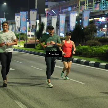 Runner Photo 4964450