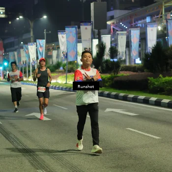 Runner Photo 4964558
