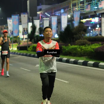 Runner Photo 4964568
